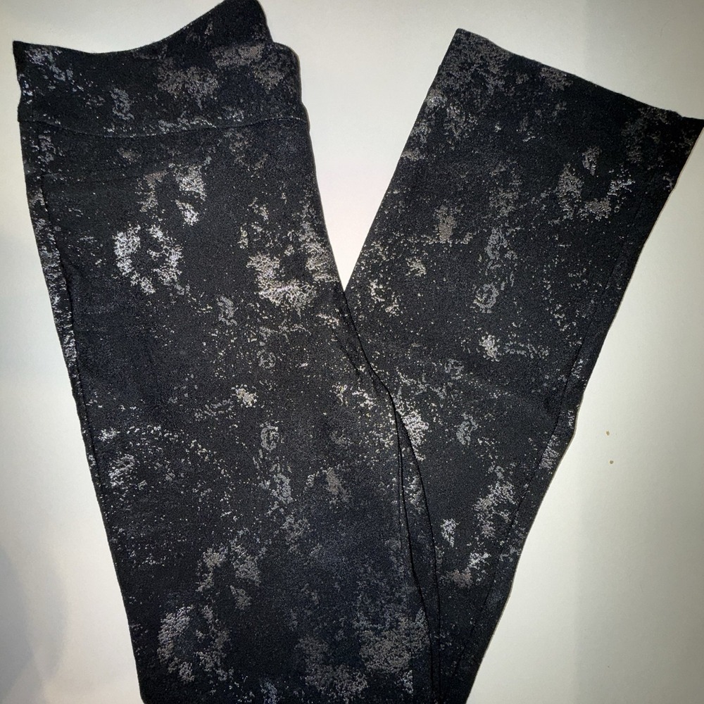 Chico’s Metallic Silver Black Abstract Brocade Textured Pants Size 0R (US 4R)
